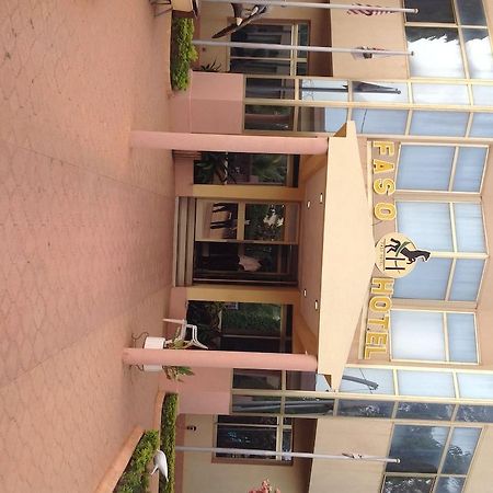 Faso Hotel 瓦加杜古 外观 照片